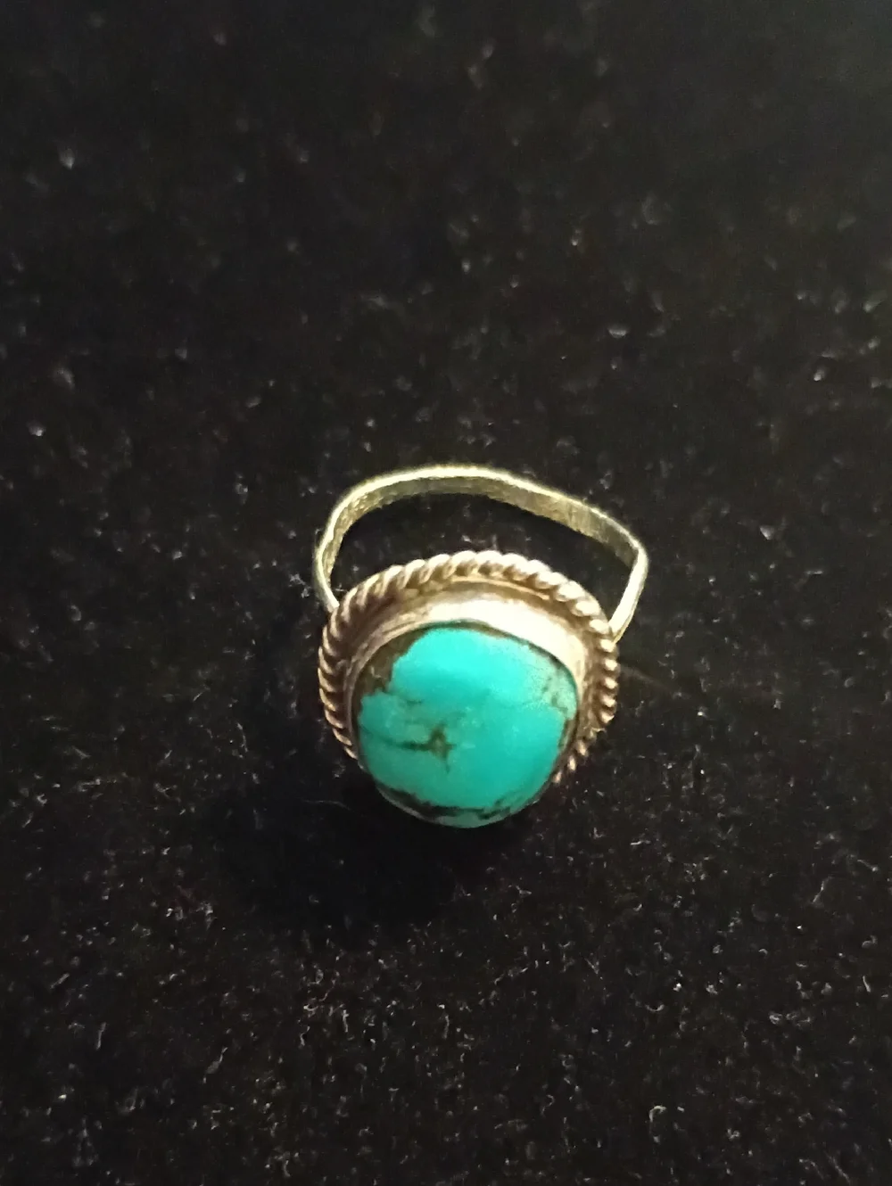 Authentic Small Native American-Navajo Turquoise And Sterling Silver Ring - Picture 2 of 9